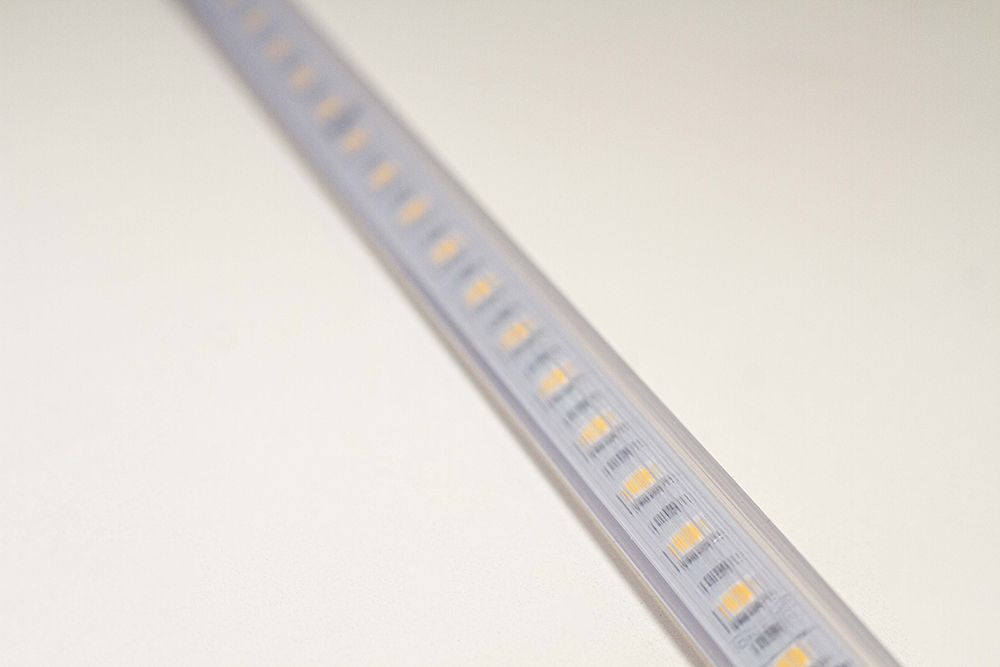 Tira Led Directo a 220 V con Perfil Plástico x 50 cm 9w Luz Fría o Cálida  ideal para bajo alacena – Puntohome